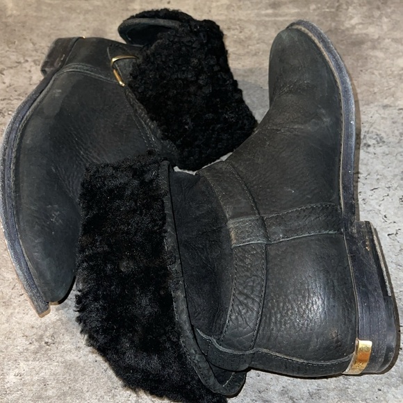 Burberry Black Leather Shearling Explorer Women's Snow Boots 37.5 - Picture 4 of 7